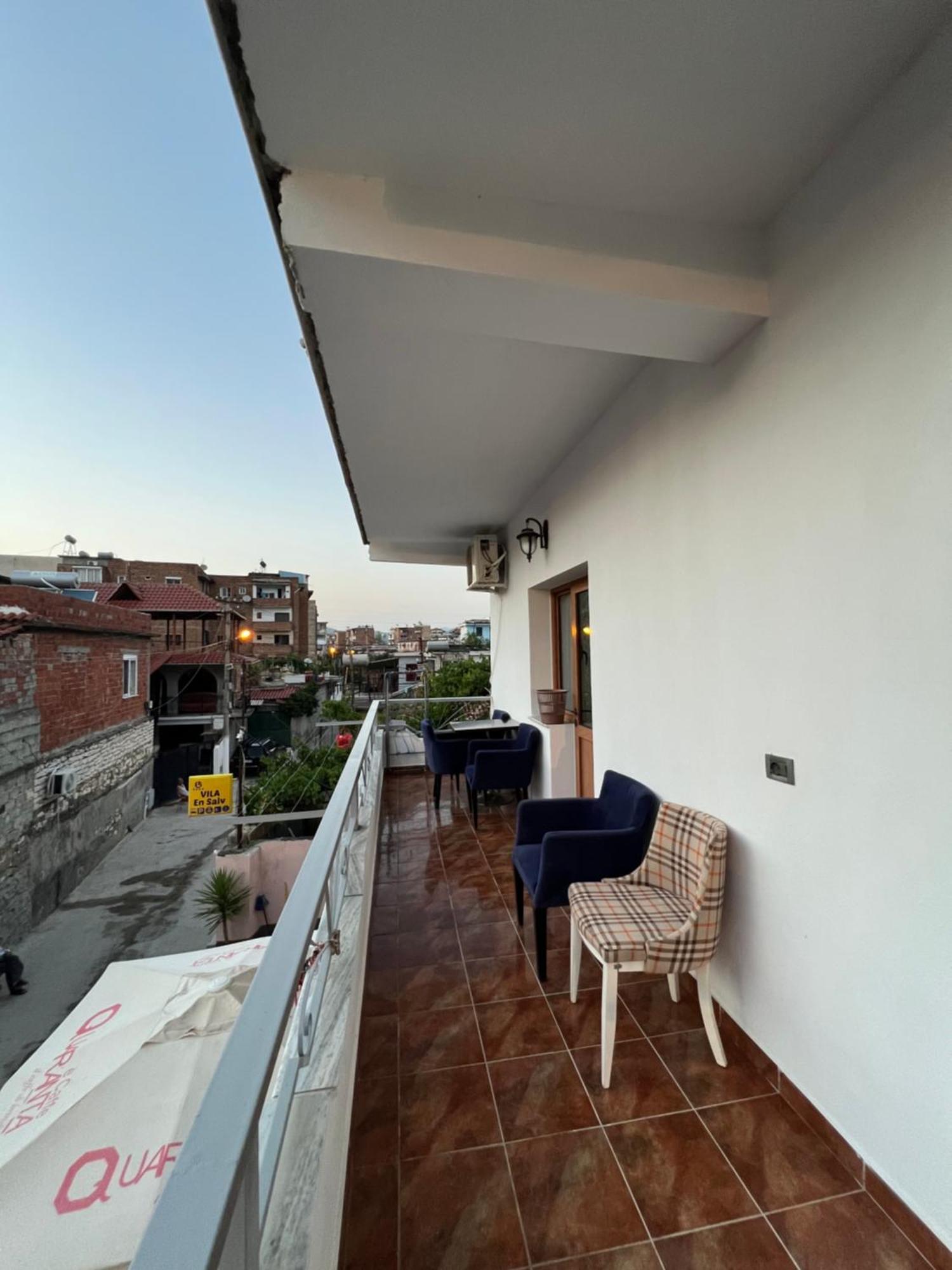 Villa Ensalv Berat - Apartment - Room - Penthouse Quarto foto